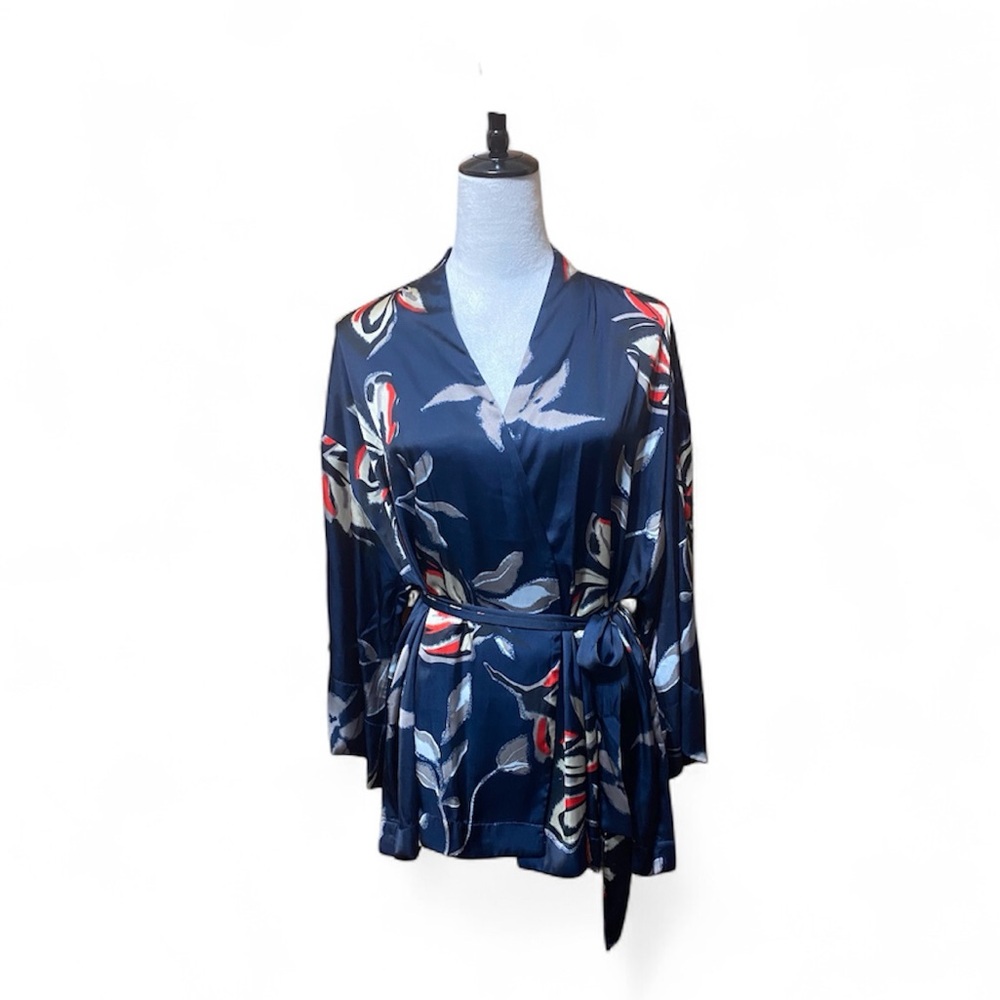 Vanessa Williams Printed Charmeuse
Floral Kimono/Blouse